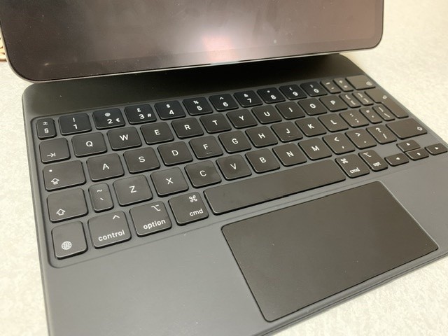 私がmagic Keyboard Uk版を選択した理由 Jis版に何一つメリットがない Gadget Nyaa Apple ガジェットブログ