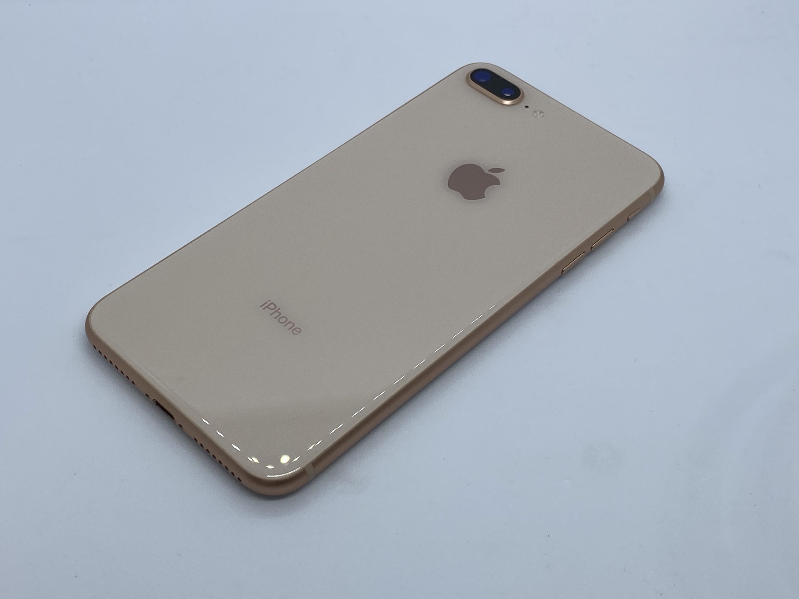 2021年になってもiPhone 8 Plusの購入がアリな理由−今でも褪せない 