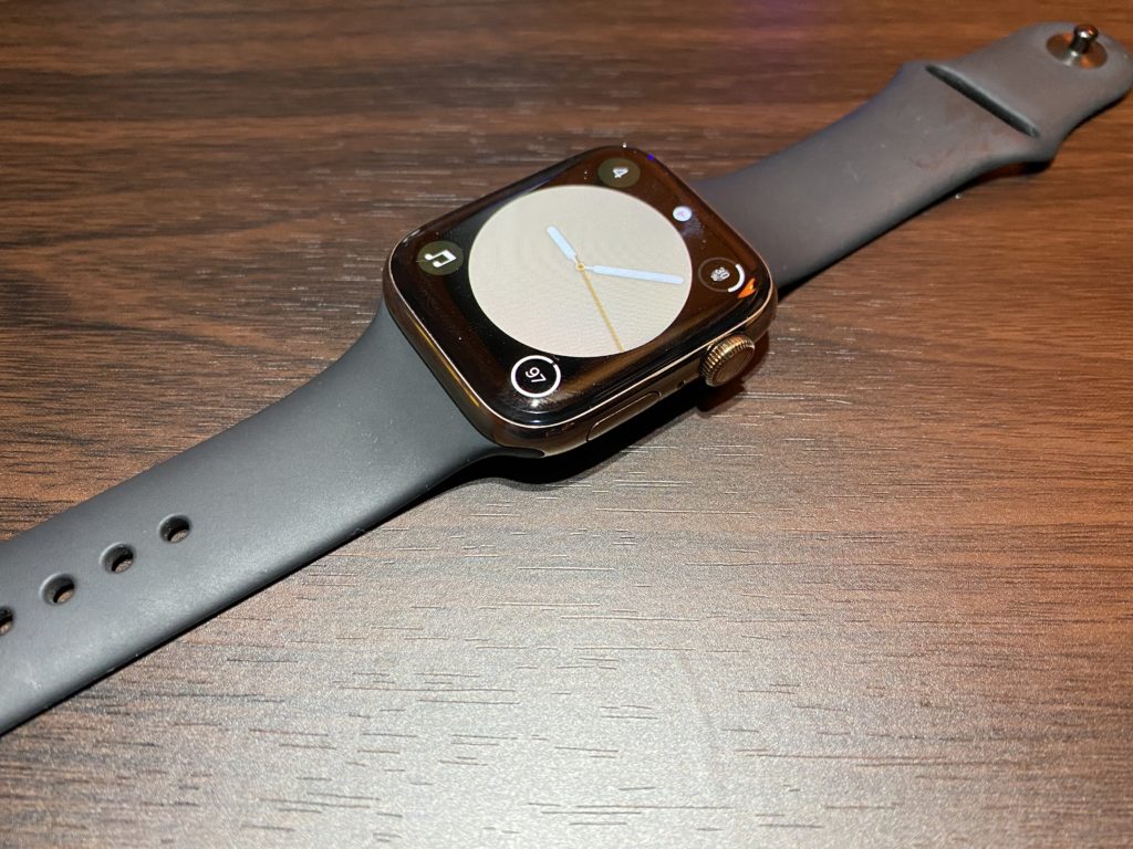 Apple Watchゴールドステンレスはどんな色のバンドも似合う説 Gadget Nyaa Apple ガジェットブログ