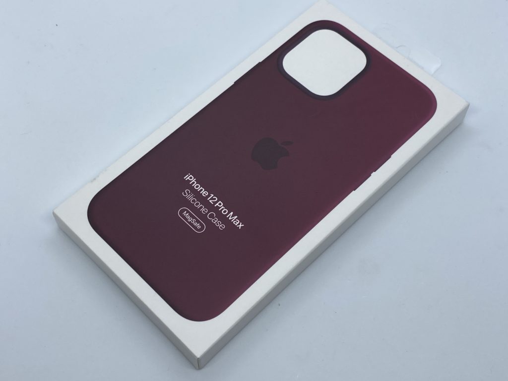 Iphone 12 Pro Maxシリコーンケース プラム 購入レビュー 旧モデルから改良点あり Gadget Nyaa Apple ガジェットブログ