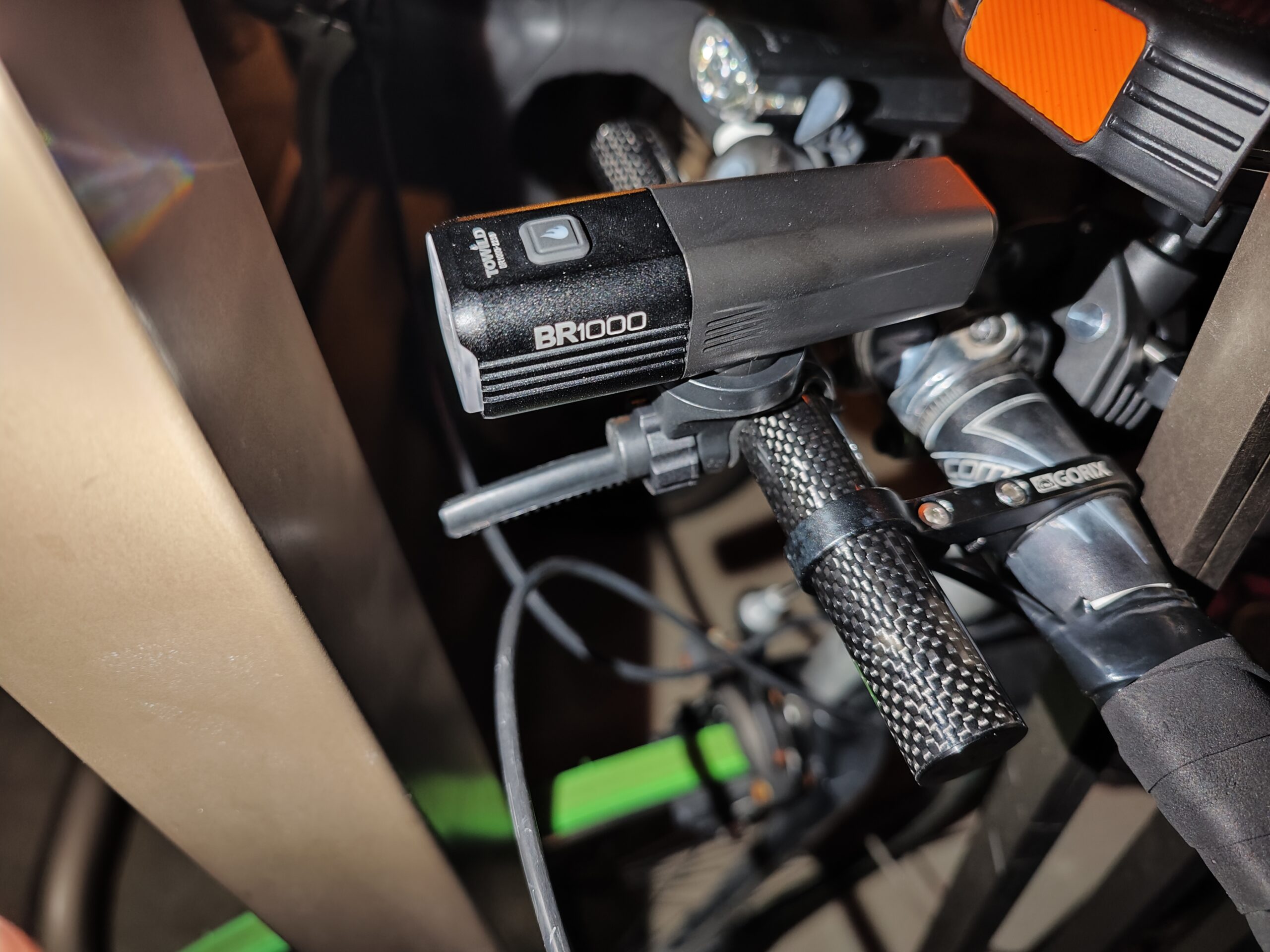 【夜道を明るく照らす】ロードバイク用に1000ルーメンのライト「BR1000」を購入したら快適すぎた話 | Gadget Nyaa ...